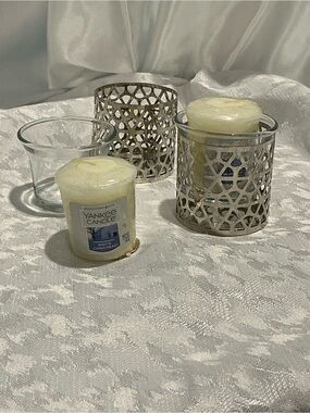 Yankee Candle Cream Votive Candles with Silver Filigree Holders